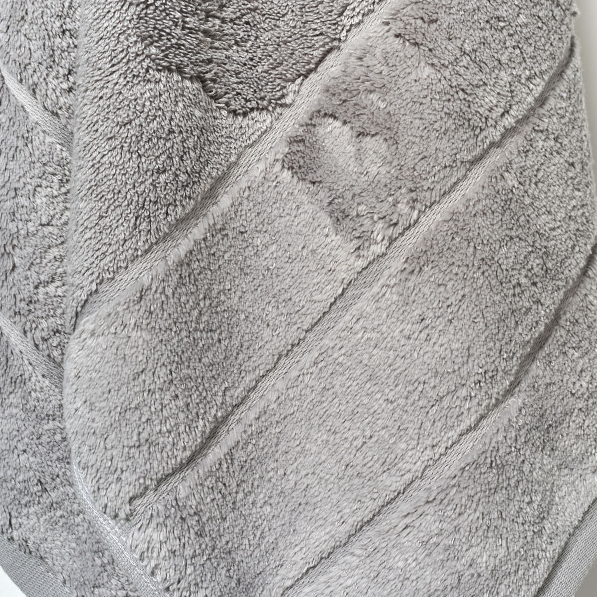 03 10 0056 Toalha Banho Seven Hundred Cinza 002